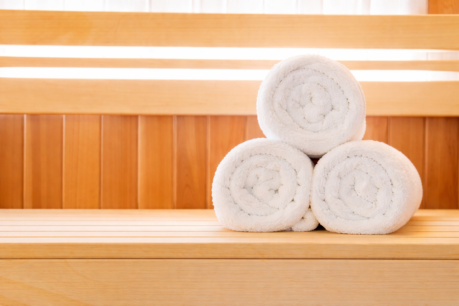 Planning a Home Sauna: What Luxury Homeowners Should Know